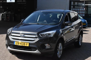Ford Kuga 1.5 EcoBoost Titanium 2e Eigenaar | BSM | Navigatie  | 100% Onderhouden | 12 mnd BOVAG Garantie | Whatsapp 06-53188999 / 24