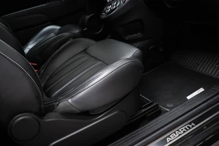 Fiat 500 C 1.4 T-Jet Abarth Competizione | BEATS | CLIMA | LEDER / 15