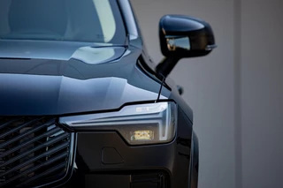 Volvo XC90 T8 Plug-in hybrid AWD MY 2027 Vanaf €76.945,- / 16
