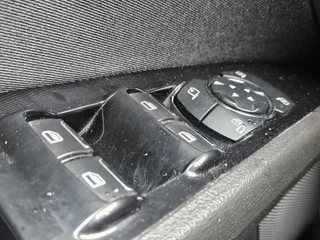 Ford Mondeo Wagon 1.5 Titanium NAVI TEL CC PDC SYNC KEYLESS / 18