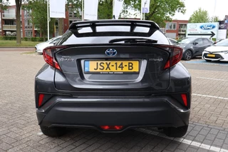 Toyota C-HR 1.8 HYBRID DYNAMIC ALL-SEASON BANDEN STOELVERW. DODEHOEKDETECTIE KEYLESS LED KOPLAMPEN PARK.SENSOREN V+A / 24