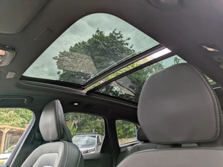 Volvo XC60 2.0 T6 Plug-in hybrid AWD R-Design|Panodak|Memory|Sportstoelen|Keyless-Entry|Facelift 12-2021| / 19