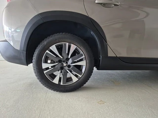 Peugeot 2008 1.2 Automaat Allure / 14