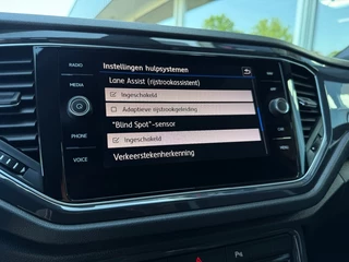 Volkswagen T-Roc 2.0 TSI 4Motion Sport - R-Line Pano Camera Leder Navi / 42