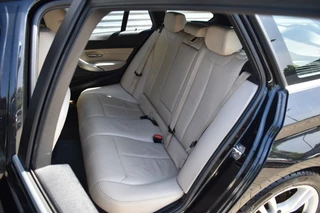 BMW 3 Serie 316I M SPORT HIGH EXECUTIVE LEDER / 18 INCH / 5