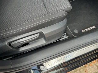 Škoda Superb Combi 1.5 TSI ACT Business Edition Plus  | Trekhaak | ACC | Carplay | Navi | Stoel/Stuurverw. | Sfeer | / 36
