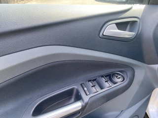 FORD C-Max 1.0 EcoBoost 100pk Ambiente / 16