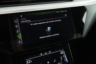 Audi e-tron Sportback S quattro 503pk 95 kWh SOH 93% Panoramadak Trekhaak Leder Matrix LED B&O Memory Keyless Navigatie / 32