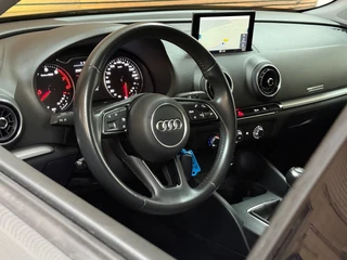 Audi A3 Sportback 30 TFSI Pro Line | Nanograu | MMI+ | 18inch | LED Xenon+ | Clima | / 2