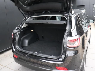 Jeep Compass 1.3T Limited | LEDER | CAMERA | NAVI | CRUISE | / 16
