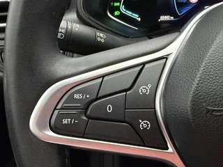 Renault Clio 1.6 E-Tech Hybrid 140 Business Zen Camera | Parkeersensoren | Navigatie | Carplay&Android / 19