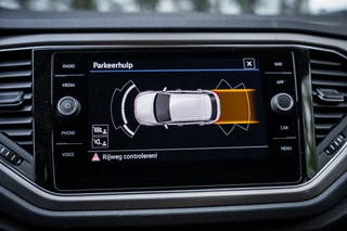 Volkswagen T-Roc 1.5 TSI Sport Autom. | Navi | PDC | Cruise controle | Trekhaak / 12