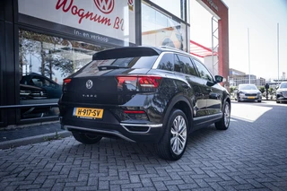 Volkswagen T-Roc 1.5 TSI Sport | Climate | Navi | Cruise | Camera | PDC / 6