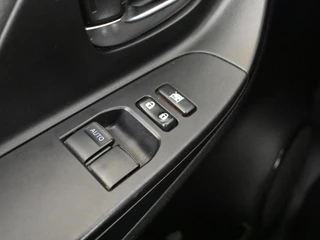 Toyota Yaris 1.0 VVT-i Comfort 5 Drs Airco / 27