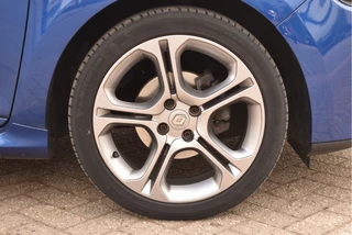 Renault Clio 0.9 TCe GT-Line 2x Pack Essentiel  | Keyless | DAB | Navi | Cruise Control | Airco | Sportstoelen | Full LED | LM-Velgen / 33