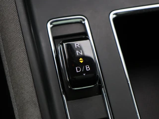 Skoda Enyaq iV 60 180 Pk | Panoramadak | Half Leder | CarPlay | Climatronic | 19 Inch | 106.943 Km!! / 31