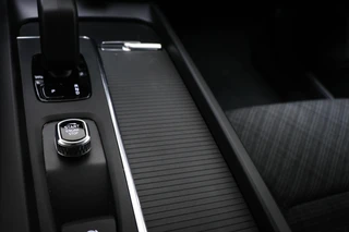 Volvo V60 2.0 B3 Essential | PARK ASSIST PACK | CLIMA | DAB | APPLE | CAMERA / 34