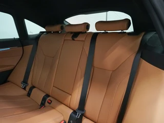 BMW i4 M50 84 kWh Schuifdak | Harman Kardon | CoPilot / 30