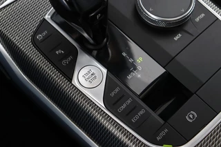 BMW 3-serie Touring 320i High Executive M-Sport |Bomvol!|Pano| Laser | Harman/Kardon | Memory | Camera | Apple Carplay | Head-Up | / 22