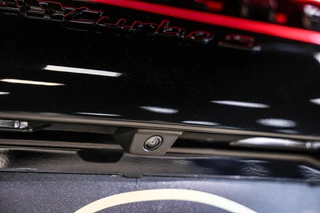 Porsche 911 3.8 Turbo S|PCCB|Matrix|Chrono|Schuifdak|Carbon / 29