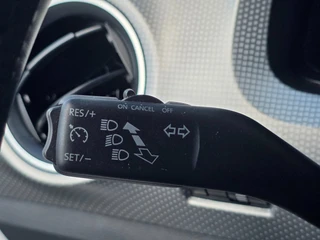 Volkswagen Up! 1.0 BMT high up! | PDC | AIRCO | CRUISE / 17