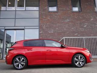 Peugeot 308 1.2 PureTech Allure | 130PK | Navigatie | Climate control | Lichtmetalen velgen | Achteruitrijcamera | Keyless entry en start | Parkeersensoren v+a / 2