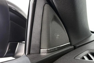 Peugeot 3008 1.6 HYbrid 225 GT 1e Eigenaar Panoramadak Leder FOCAL / 40
