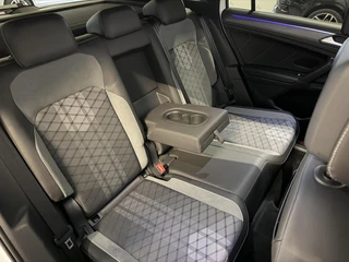 Volkswagen Tiguan 1.5 TSI R-Line Pano Head-up Trekhaak VOL! / 39