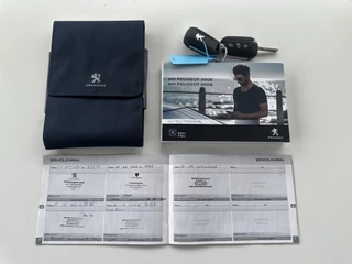 Peugeot 3008 1.2 PureTech Allure | Stoelverwarming| Apple Carplay/Android Auto | Skiluik | Lichtmetalen velgen met Allseason banden | Parkeersensoren | Cruise Control | / 32