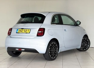 Fiat 500e La Prima 42 kWh | Panoramadak | Apple-Android | 8 Jaar Fabrieks-Garantie / 9
