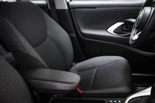 Toyota Yaris 1.5 Hybrid Dynamic | STOELVERWARMING  LED | CIMA | DAB  | APPLE | CAMERA / 9