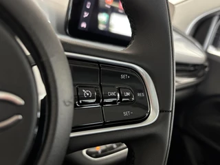 Fiat 500e La Prima 42 kWh | Panoramadak | Apple-Android | 8 Jaar Fabrieks-Garantie / 20