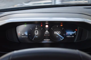 Peugeot 308 SW 1.2 PureTech Active Pack CARPLAY LMV TREKHAAK / 19
