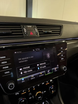 Skoda Superb 1.5 TSI Sportine Pano Virtual Trekhaak Memory / 47