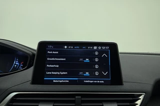 Peugeot 5008 1.2 PureTech Crossway Leer/Alcantara l 360 camera l Schuif-Kanteldak l Focal l Climate control l Cruise Control Adaptief l Full-LED l DAB l Apple Carplay & Android Auto / 28