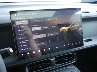 Leapmotor B05 ProMax Design 67.1 kWh | Panoramadak | Elektrisch verstelbare stoelen | Stuurwiel verwarming | Apple carplay/Android auto | Sfeerverlichting | Regensensor | Privacyglas | 19 inch lichtmetalen velgen / 27