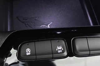 Opel Corsa 1.2 Turbo Hybrid Automaat Stuur-Stoelverwarming Camera Apple CarPlay / 32