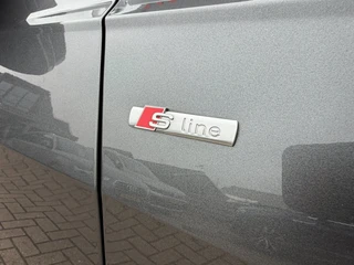 Audi A6 Avant 55 TFSI e quattro Competition / Pano / TopView / Trekhaak / 367PK / Zeer kompleet !! / 22