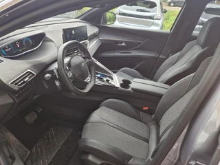 Peugeot 3008 1.6 HYbrid 180 Allure Pack Business | DEMO | Achteruitrijcamera | Parkeersensoren V+A | Cruise & Climate control | Navigatie / 10