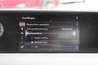 Lexus UX 250h Preference Line 1e EIGENAAR NL-AUTO KEYLESS CARPLAY/ANDROID BLIND-SPOT CAMERA PARK-SENS / 16