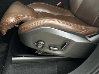 Volvo XC90 2.0 T8 Recharge AWD Inscription | Panoramadak | Luchtvering | Trekhaak / 27