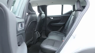 Volvo XC40 1.5 T3 Momentum Navigatie | Stoelverwarming | Trekhaak / 15