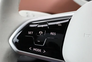 Volkswagen ID.4 Pro Performance 77kWh 204PK l 90.19% SOH l Pano l 360° l HUD l VOL OPTIES / 25