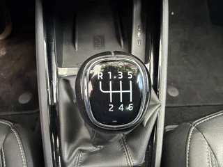 Škoda Kamiq 1.0 TSI Business Edition  Airco-Ecc/Alu wielen/Mistl./Navigatie / 40