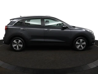 Kia Niro 1.6 GDi Hybrid DynamicLine  - Trekhaak - Apple Carplay/Android Auto - Achteruitrijcamera - Cruise Control - Virena Zekerheidspakket t.w.v. €895,- / 10