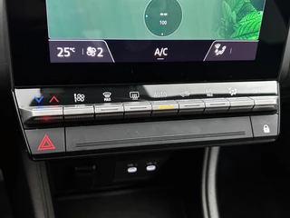 Renault Captur E-Tech full hybrid 145PK techno  | CAMERA | NAVI | CARPLAY / 17
