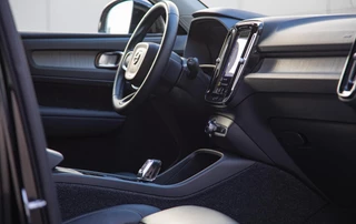 Volvo XC40 2.0 B4 Inscription Leder|Keyless|DAB+|LED / 23