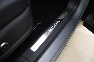 Omoda 9 Premium Hybride 537 PK Automaat | NIEUW MODEL | DEMO | Mat lak | Schuif/kanteldak | Lederen bekleding | Massagestoelen | Keyless | Stoel & Stuurverwarming | 7 jaar garantie / 20