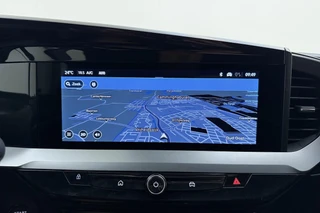Opel Mokka Electric GSE 54 kWh | GSE | Stoel/stuurverwarming | Achteruitrijcamera | Unieke uitvoering | 20" Lichtmetalen velgen | Adapt. Cruise control | Alcantara sportstoelen / 26