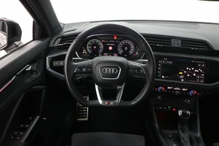 Audi Q3 Sportback 45 TFSI e PHEV S Edition (S-Line) / 37